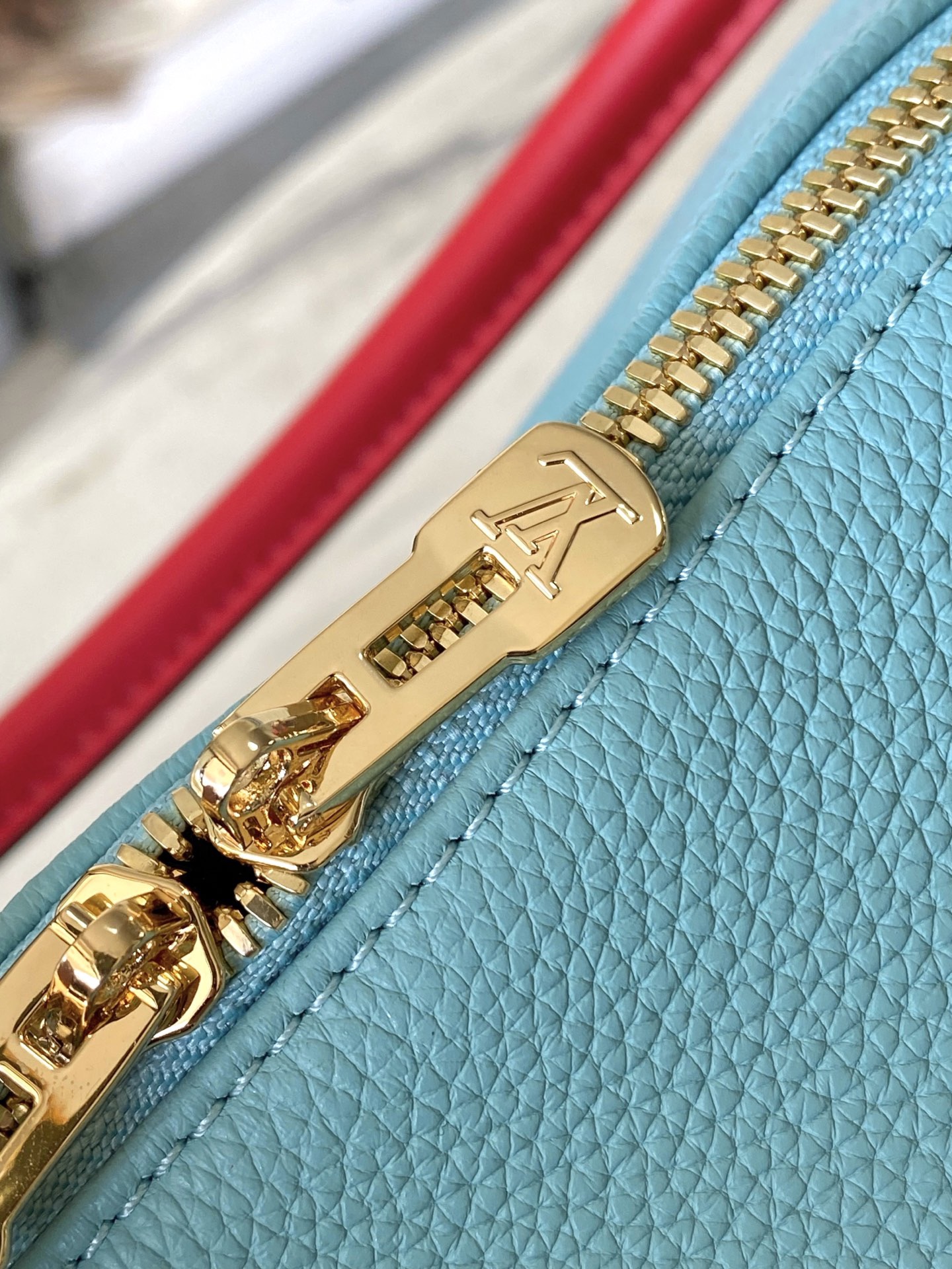 L*ouis V*uitton Top Bag