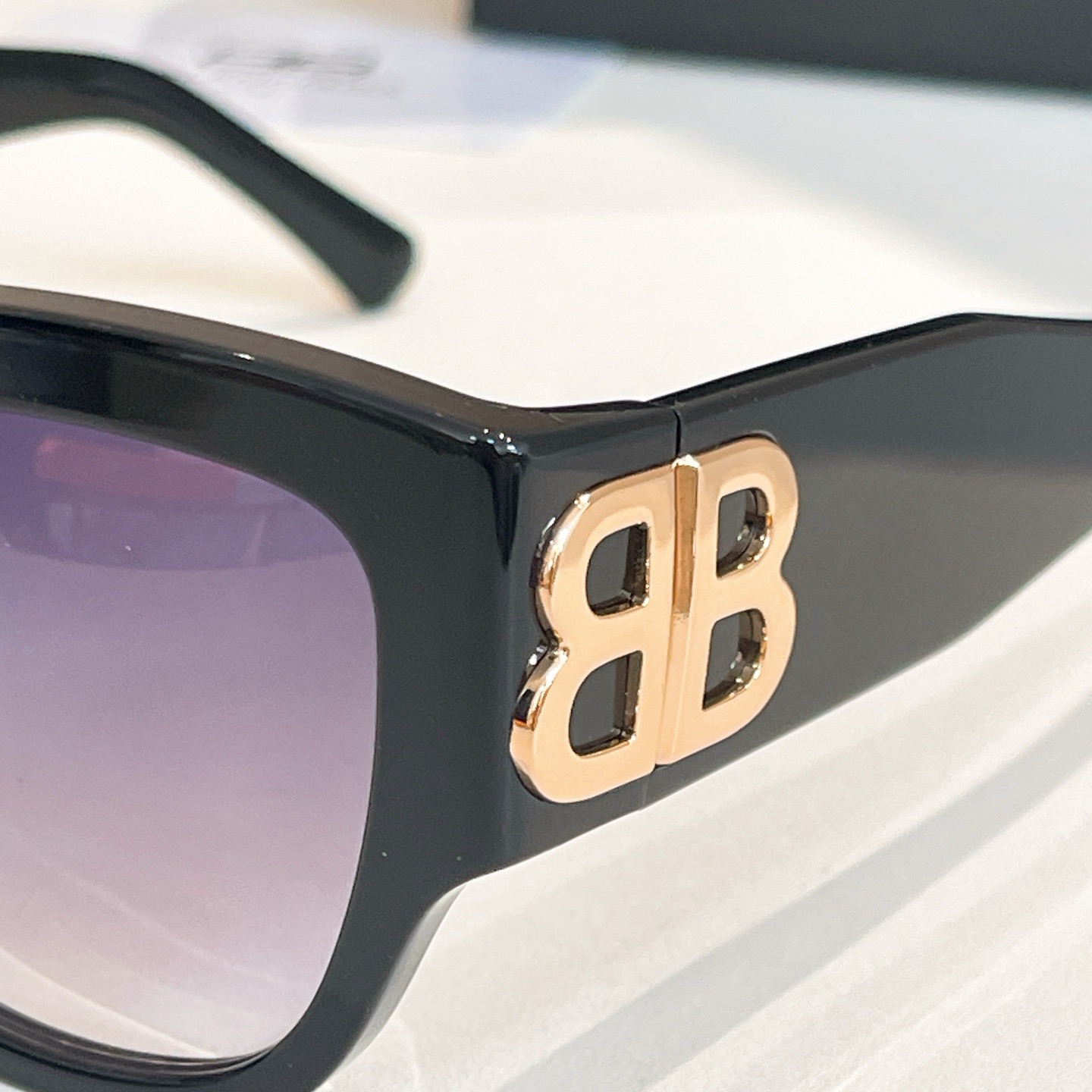 Top Quality B*alenciaga Glasses