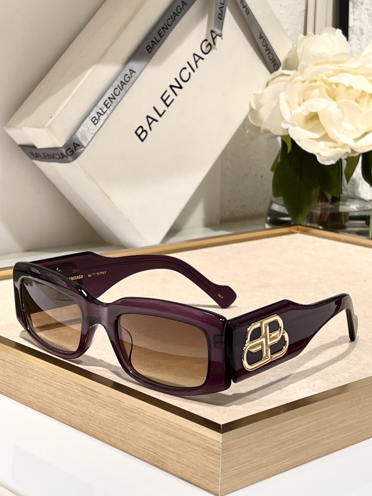 Top Quality B*alenciaga Glasses