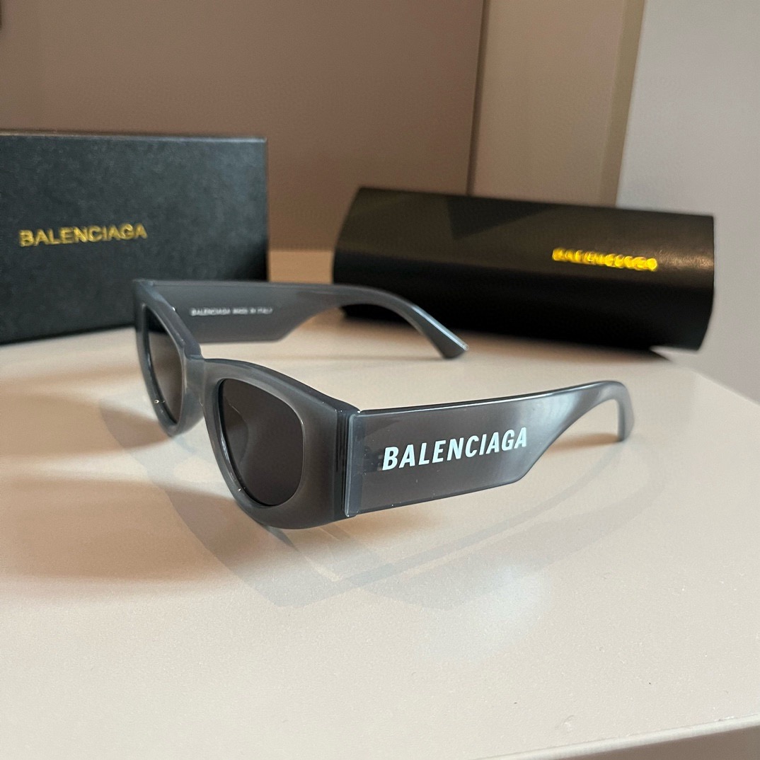 Top Quality B*alenciaga Glasses