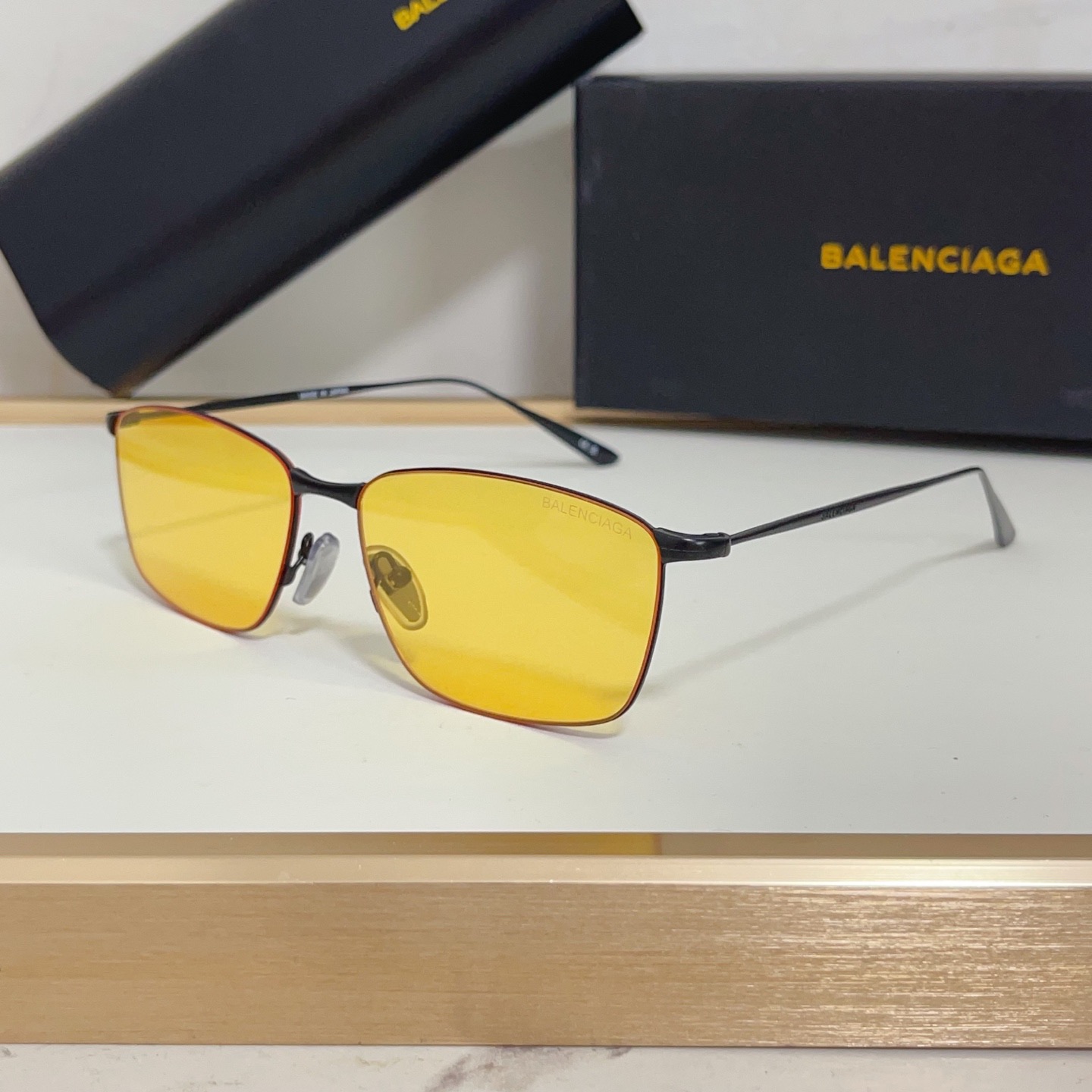 Top Quality B*alenciaga Glasses