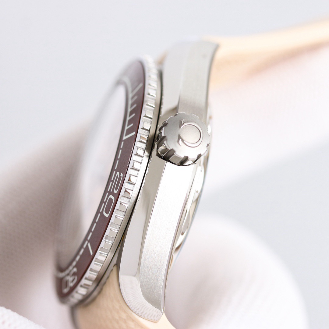 Top Quality 0*mega Watches