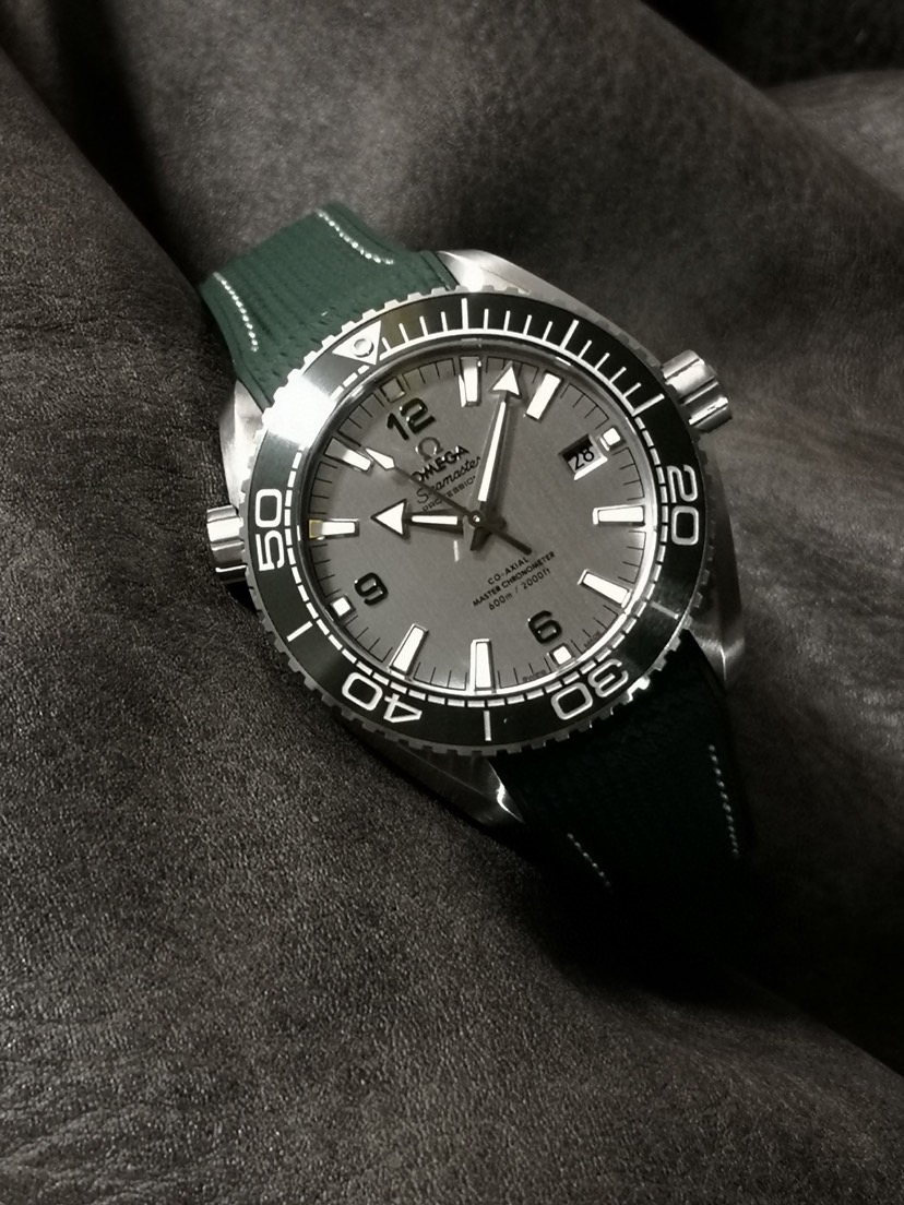 Top Quality 0*mega Watches