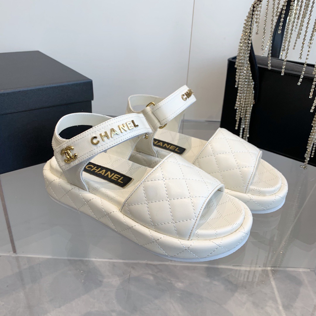 Women Top Quality C*hanel shoes