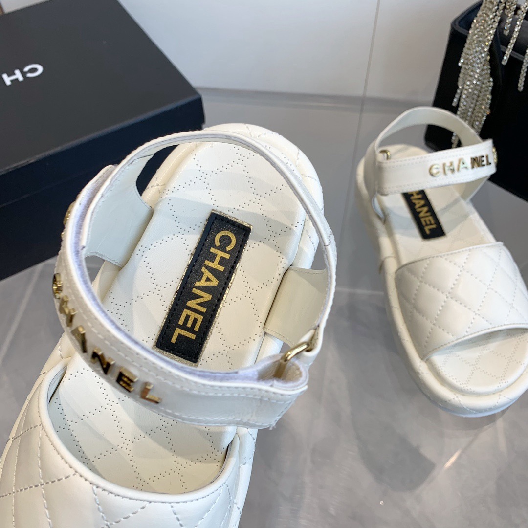 Women Top Quality C*hanel shoes