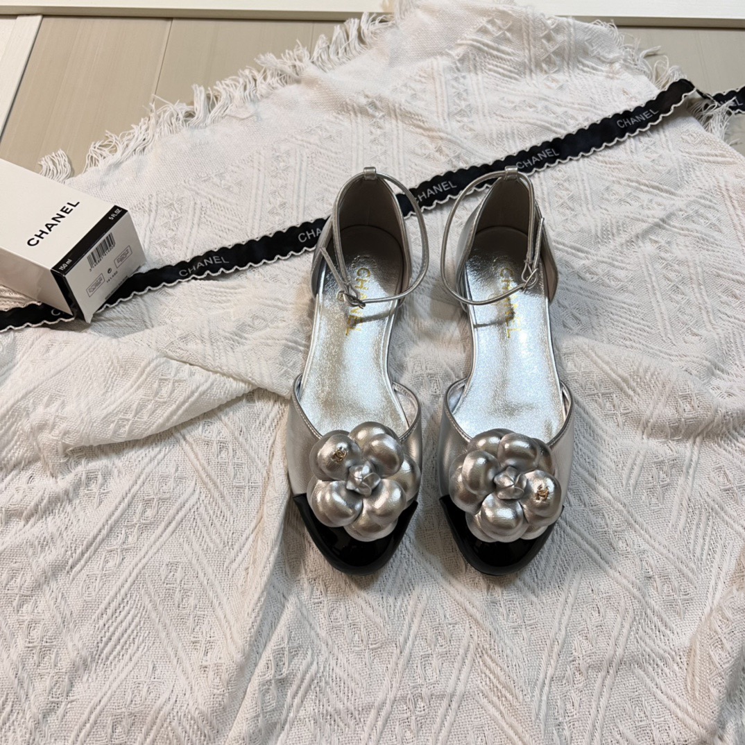 Women Top Quality C*hanel shoes