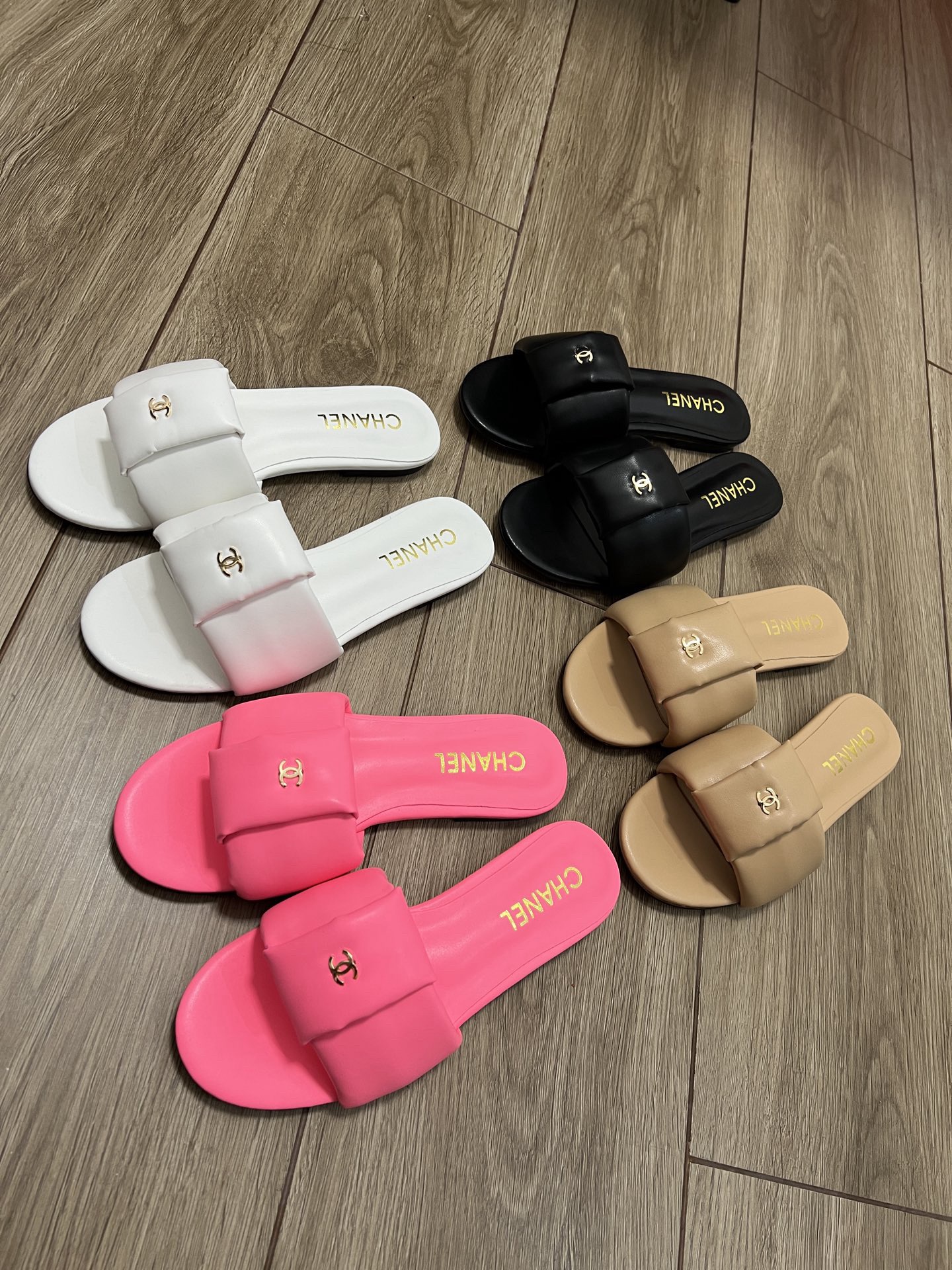 Women Top Quality C*hanel shoes