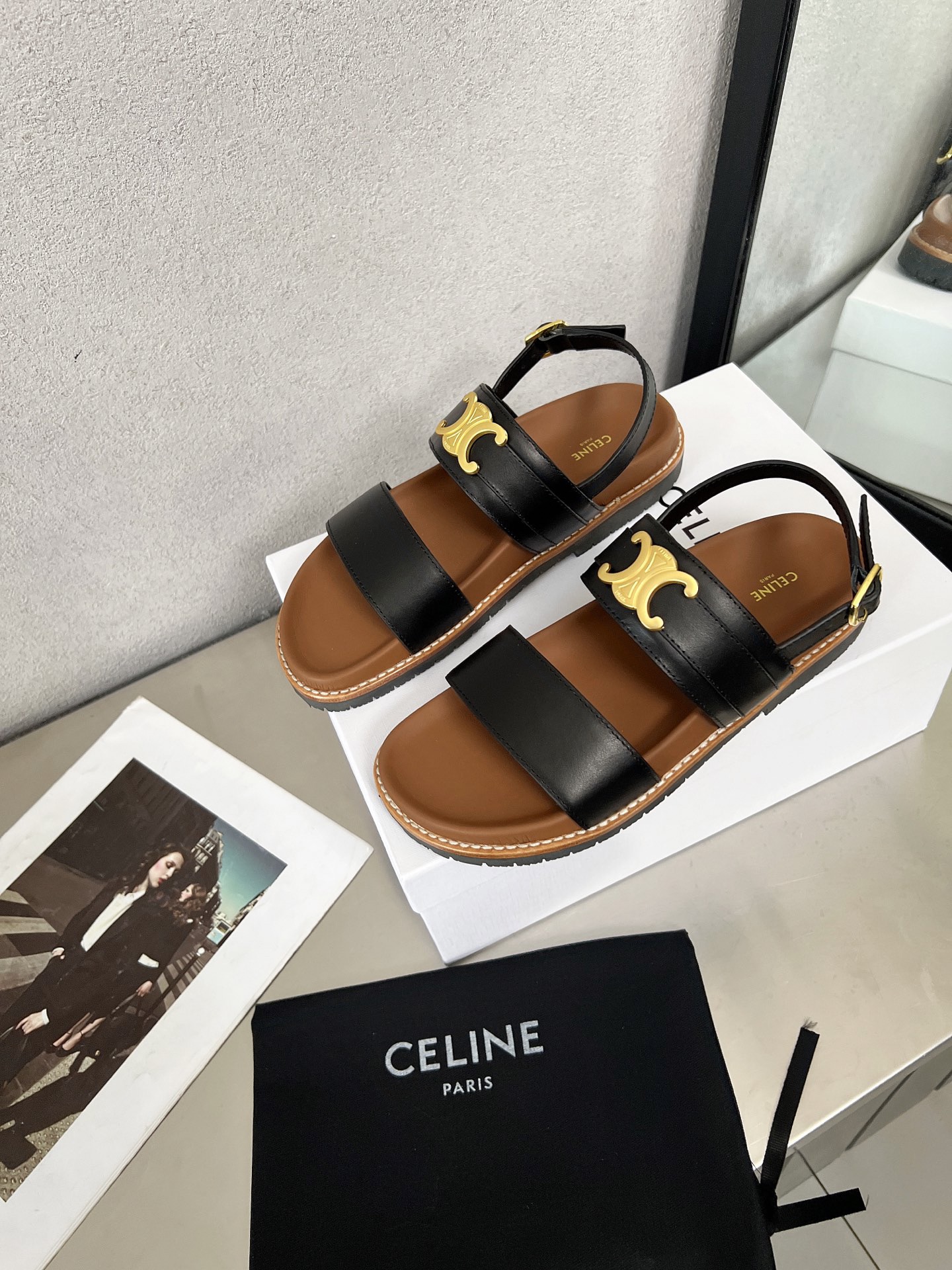 Women Top Quality C*eline shoes