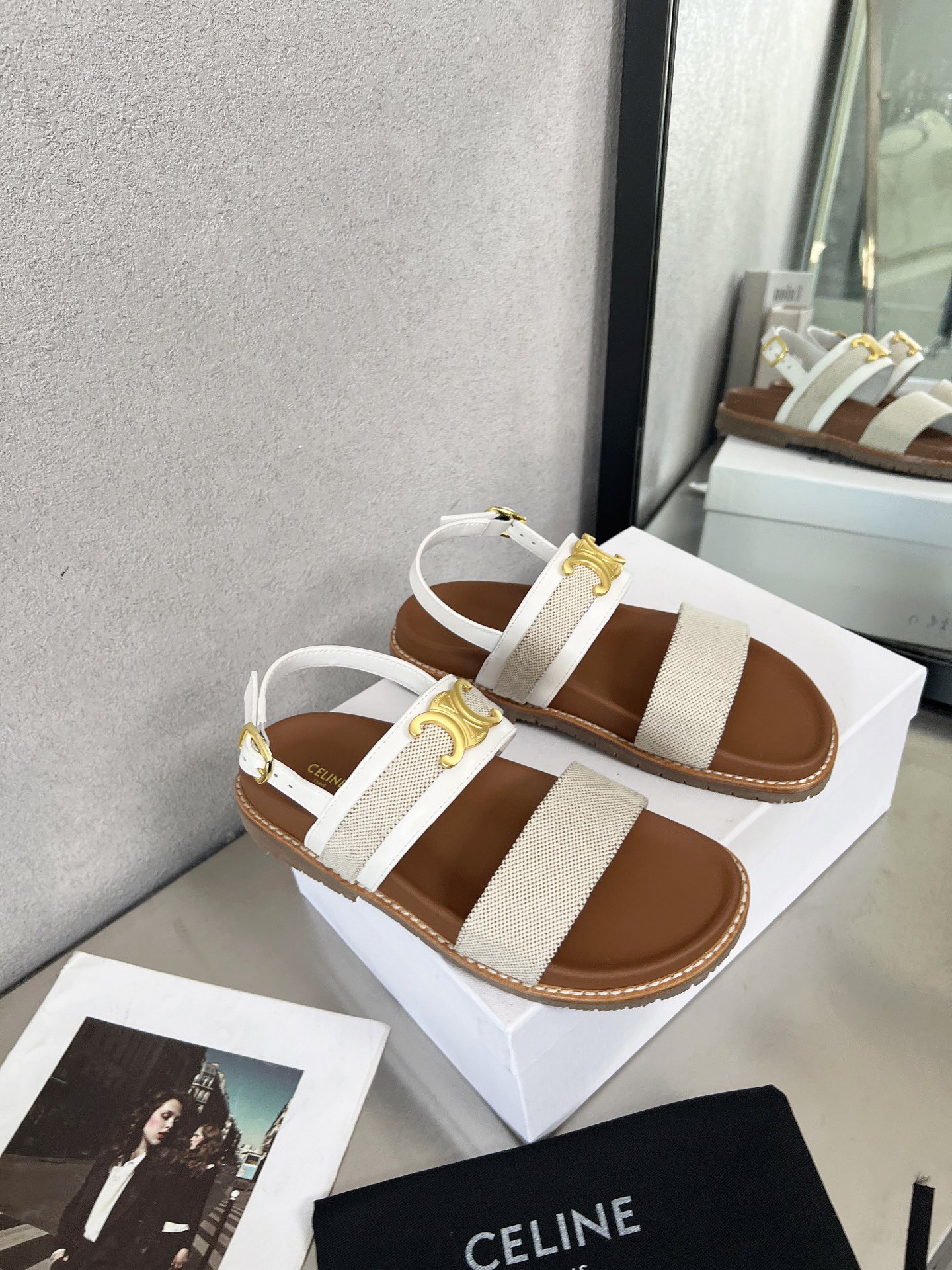 Women Top Quality C*eline shoes