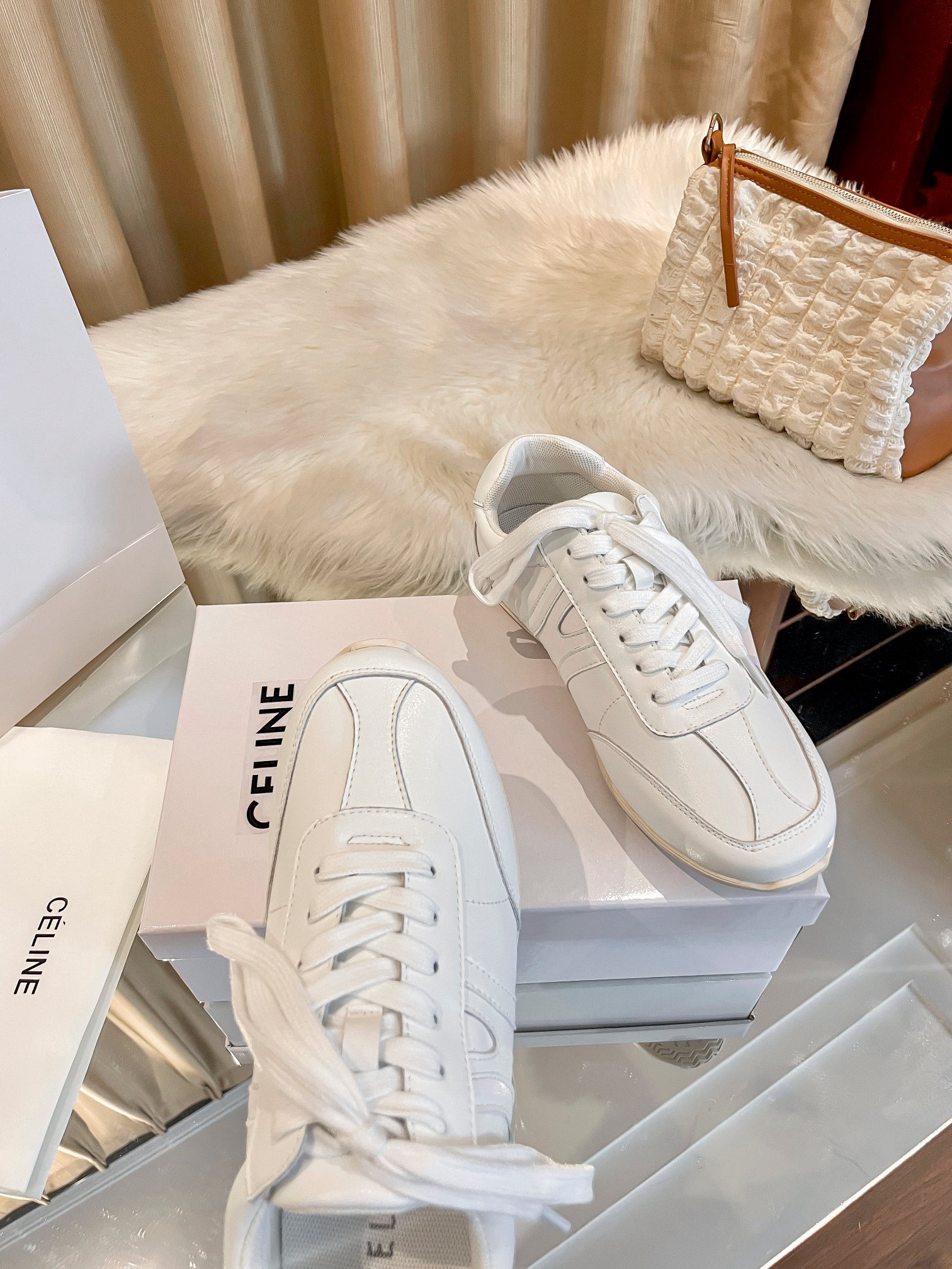 Women Top Quality C*eline shoes