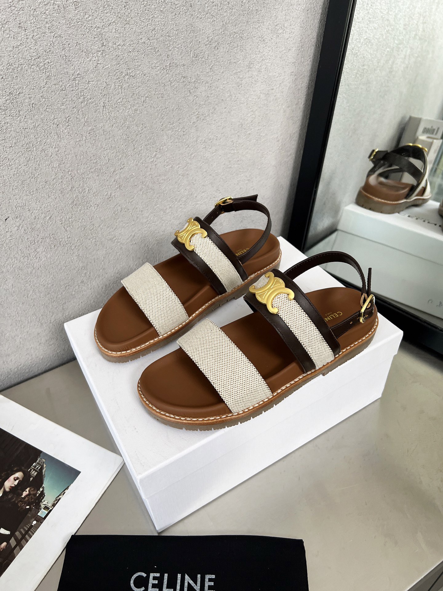 Women Top Quality C*eline shoes