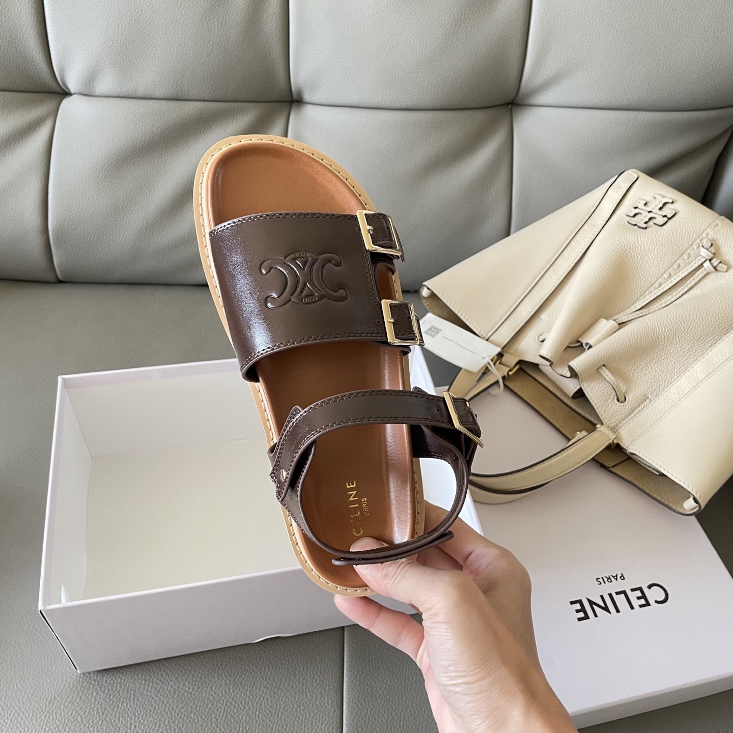 Women Top Quality C*eline shoes