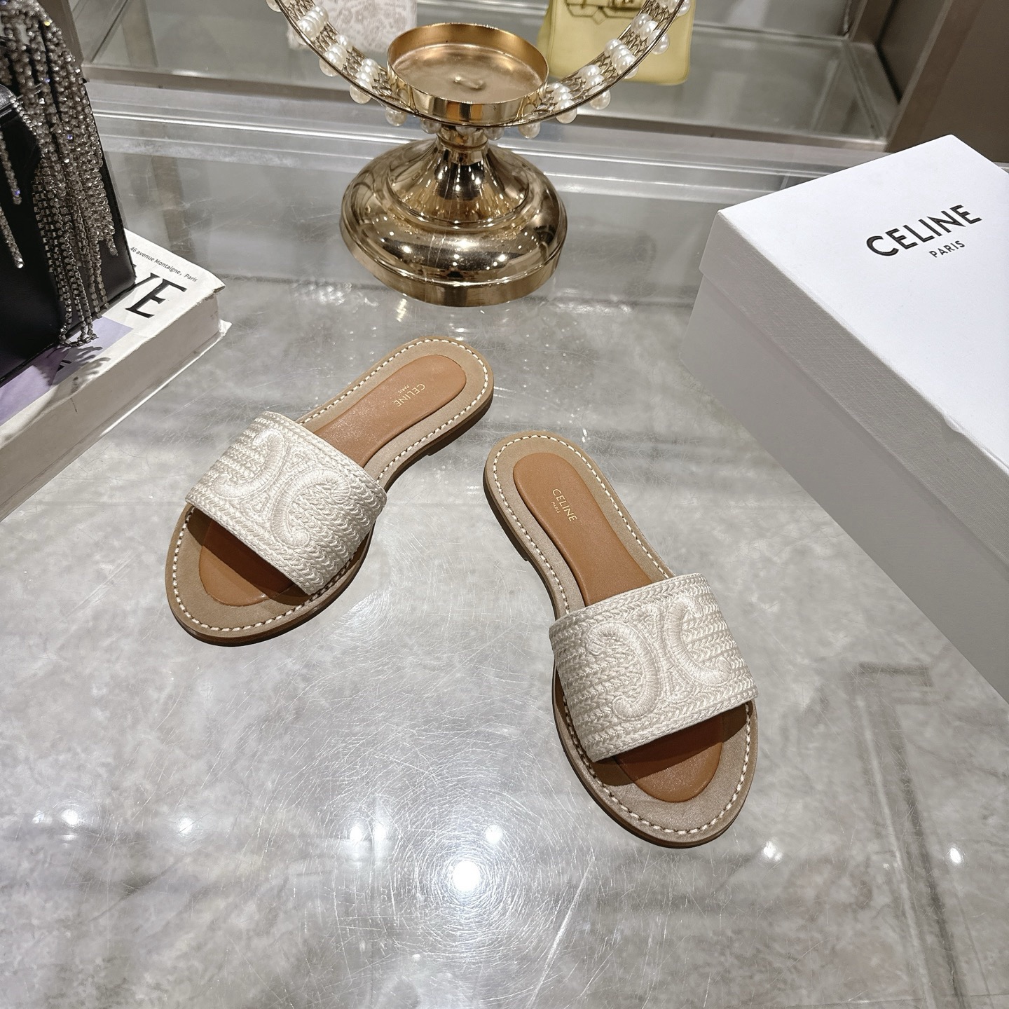 Women Top Quality C*eline shoes