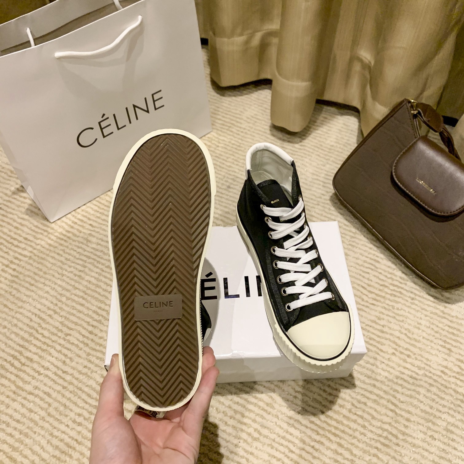 Women Top Quality C*eline shoes