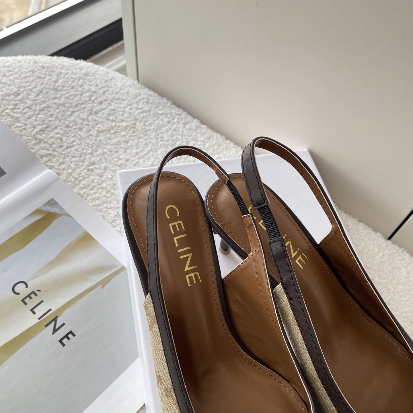 Women Top Quality C*eline shoes