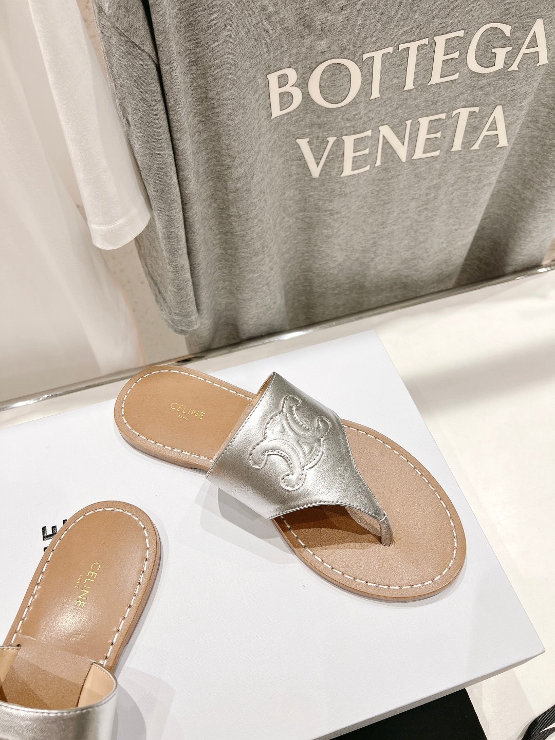 Women Top Quality C*eline shoes