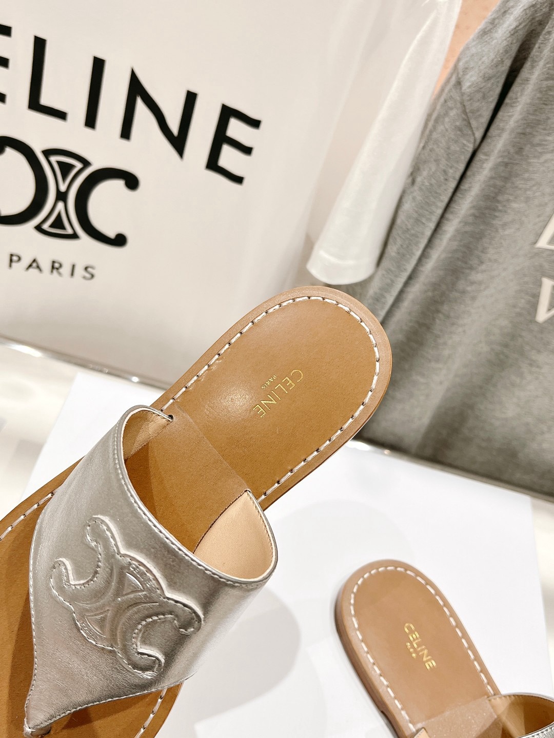 Women Top Quality C*eline shoes