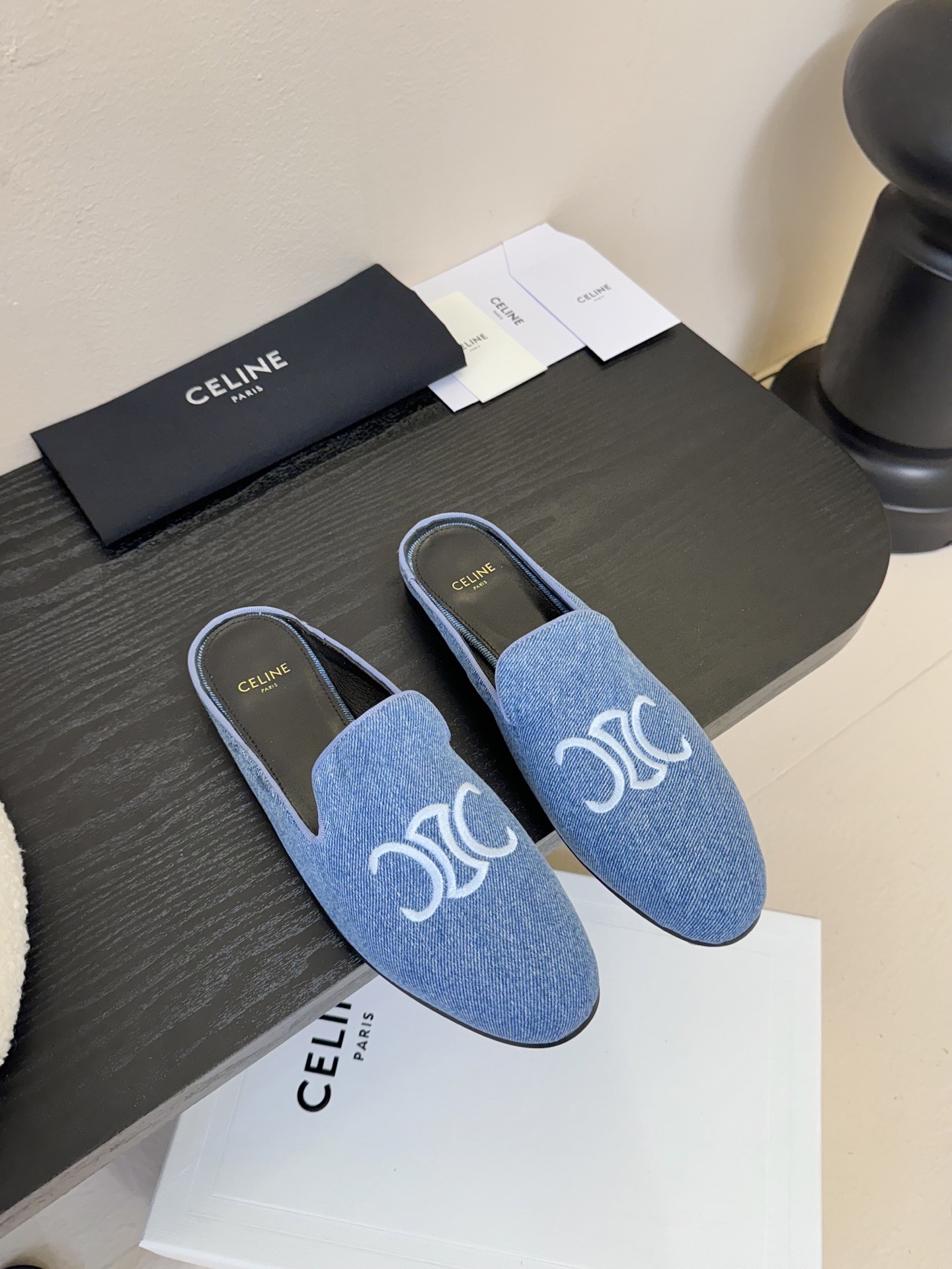 Women Top Quality C*eline shoes