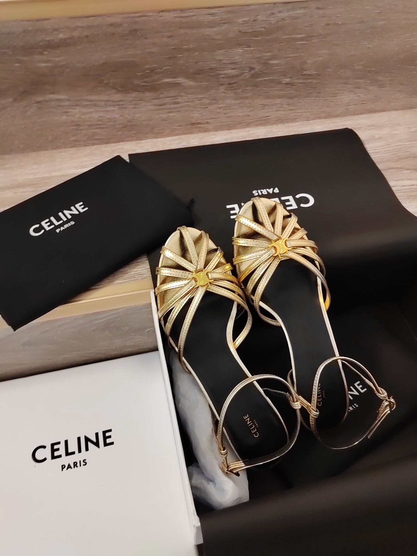 Women Top Quality C*eline shoes