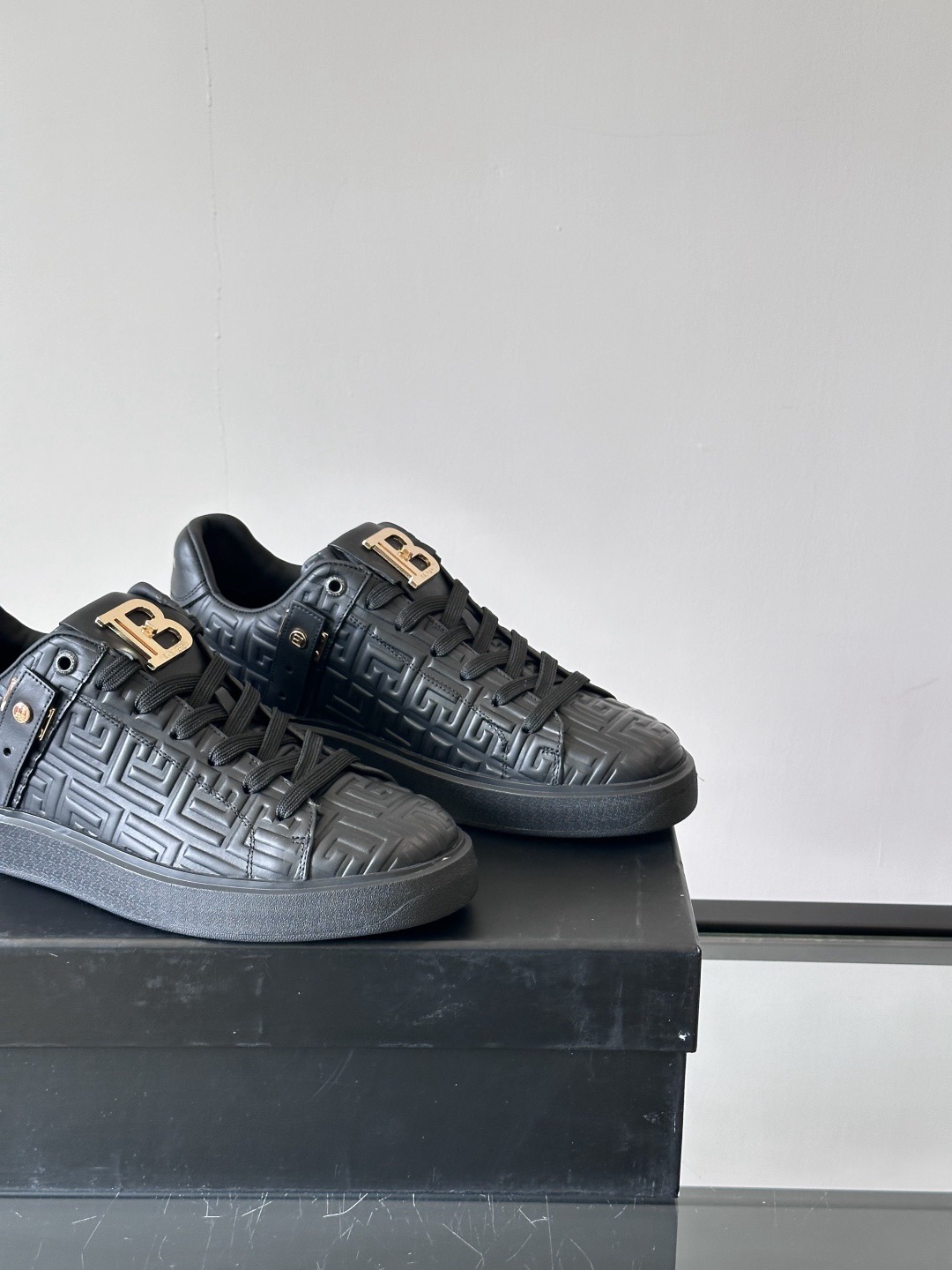 Women Men Top Quality B*almain shoes