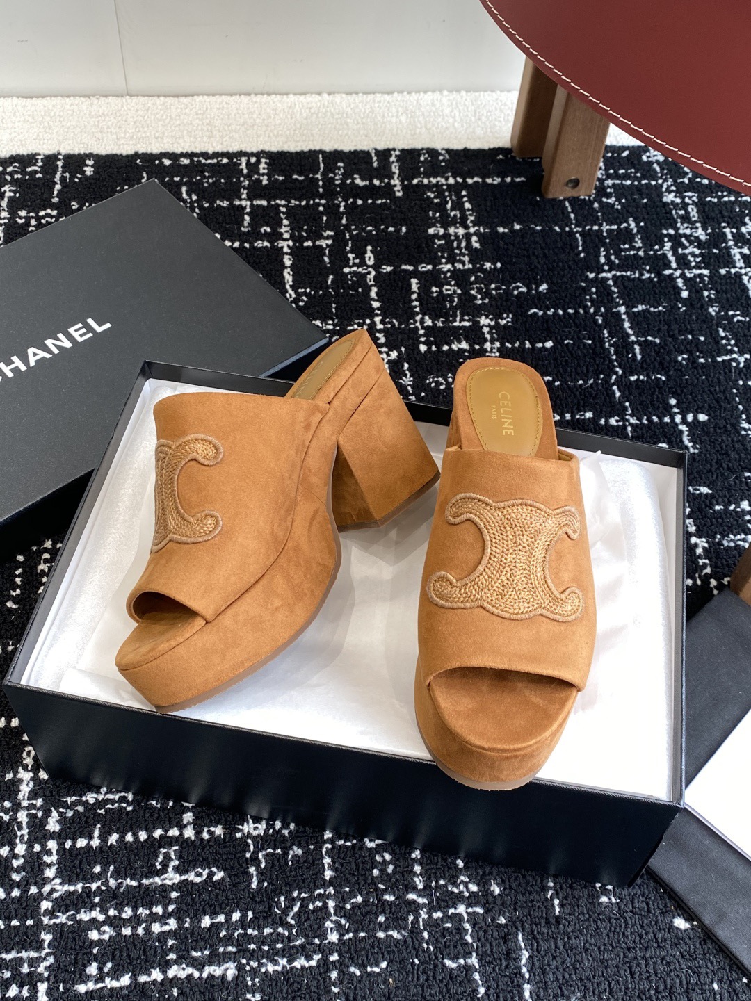 Women Top Quality C*eline shoes