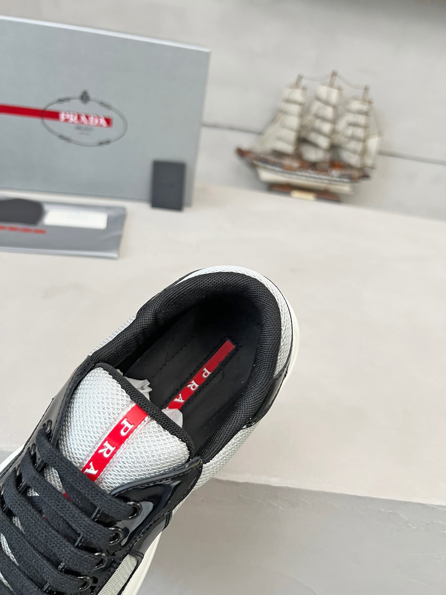 Women Men Top Quality P*rada shoes