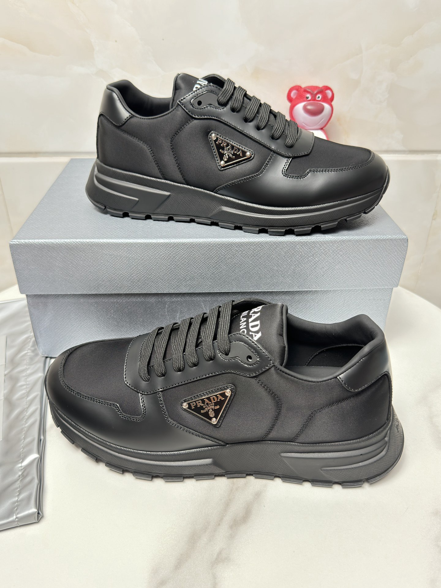 Women Men Top Quality P*rada shoes