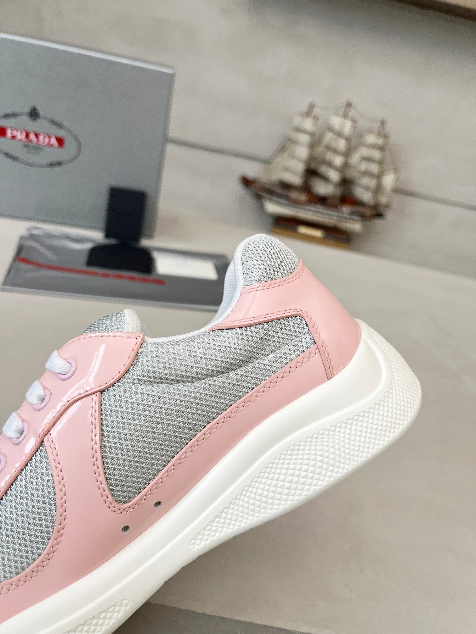 Women Men Top Quality P*rada shoes