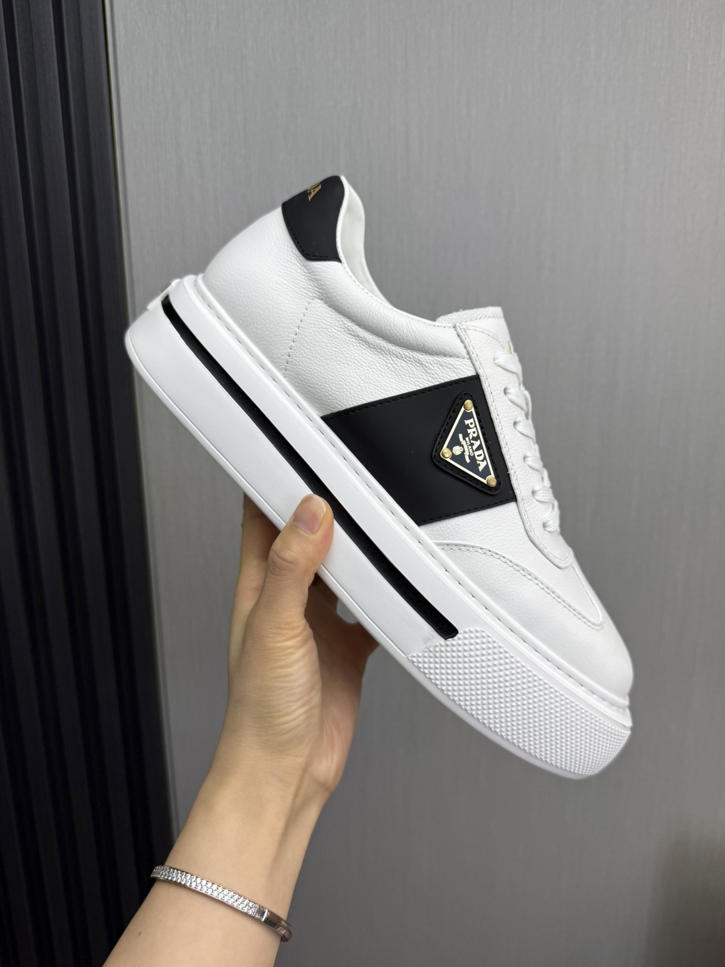 Women Men Top Quality P*rada shoes