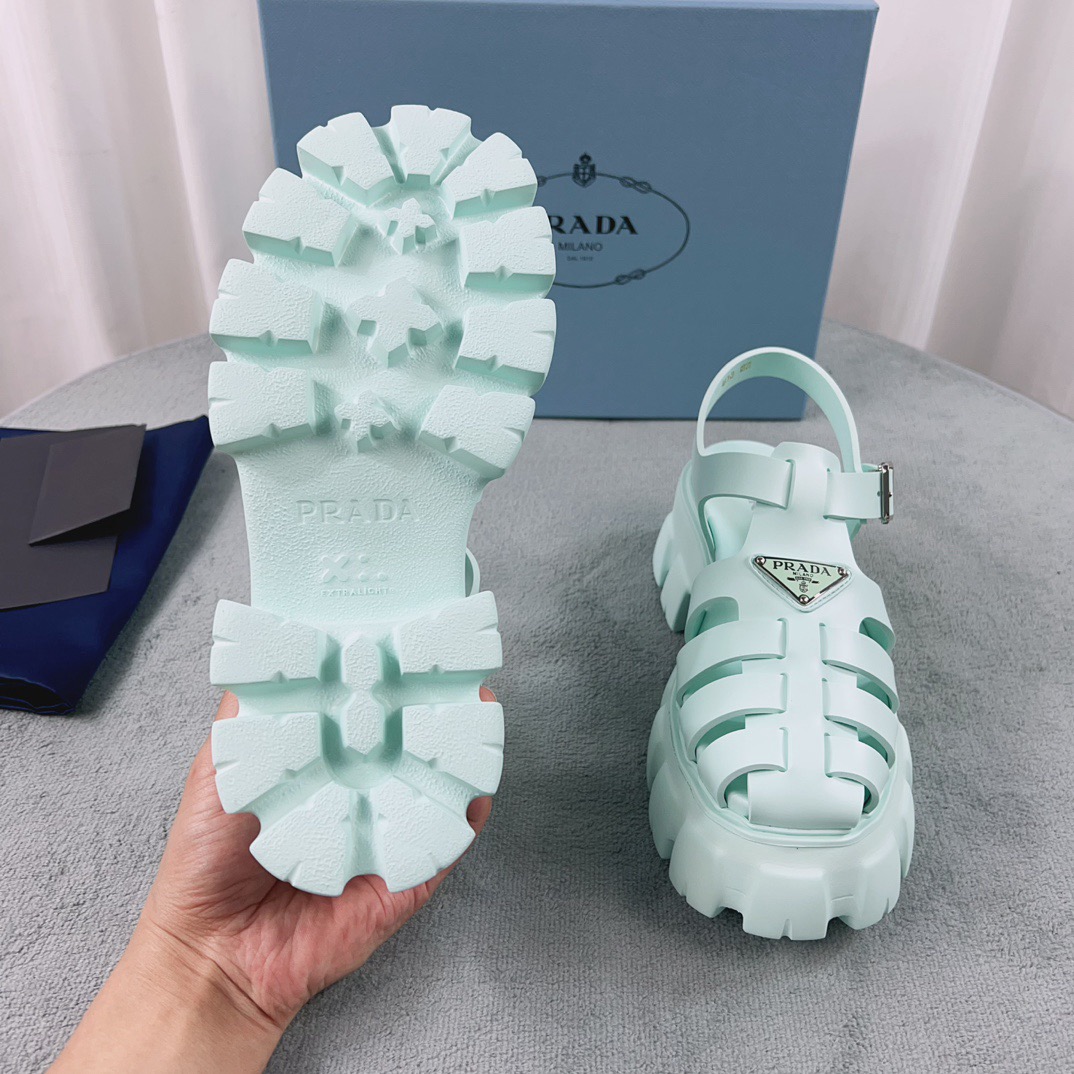 Women Top Quality P*rada shoes