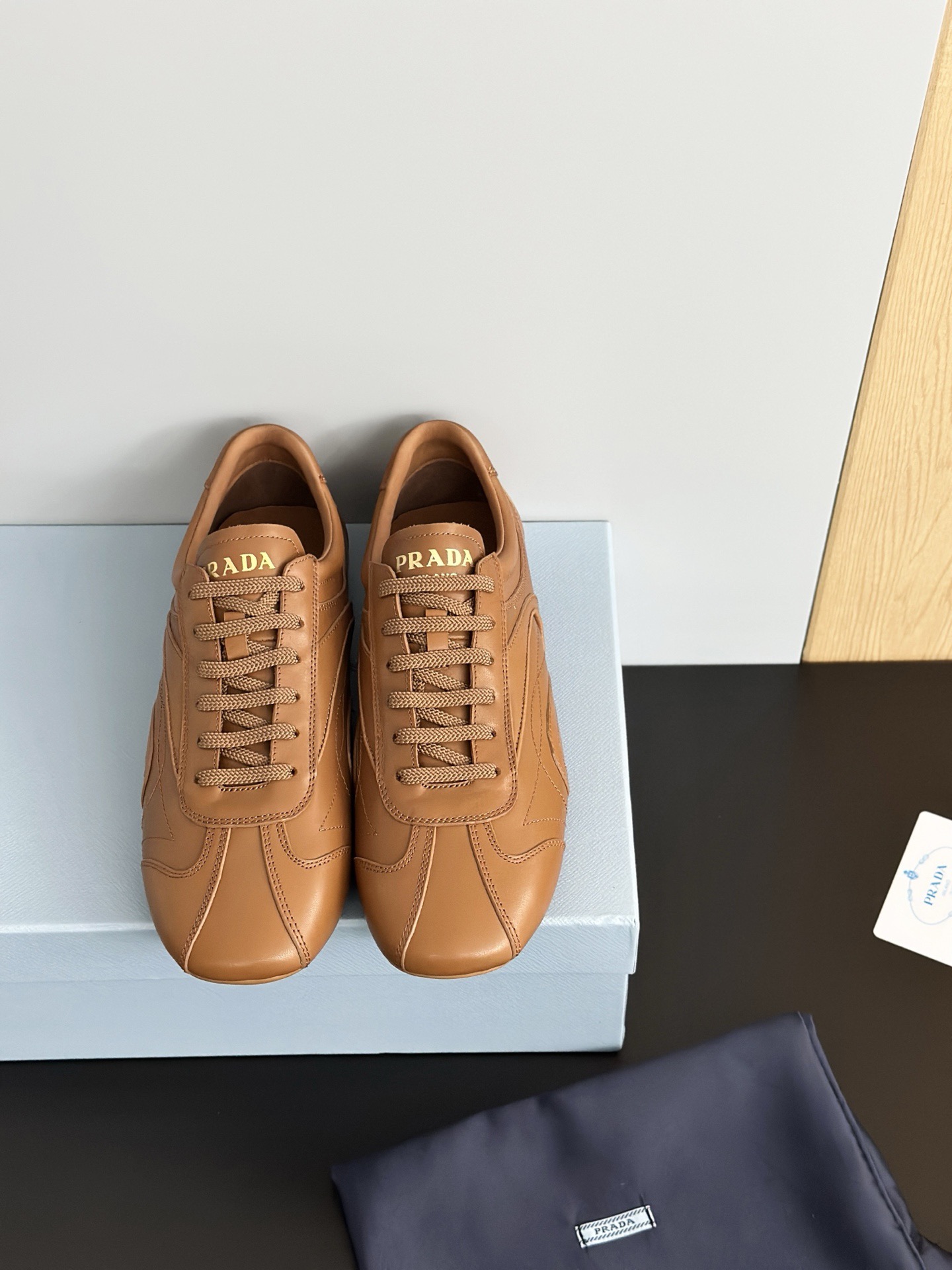 Women Men Top Quality P*rada shoes