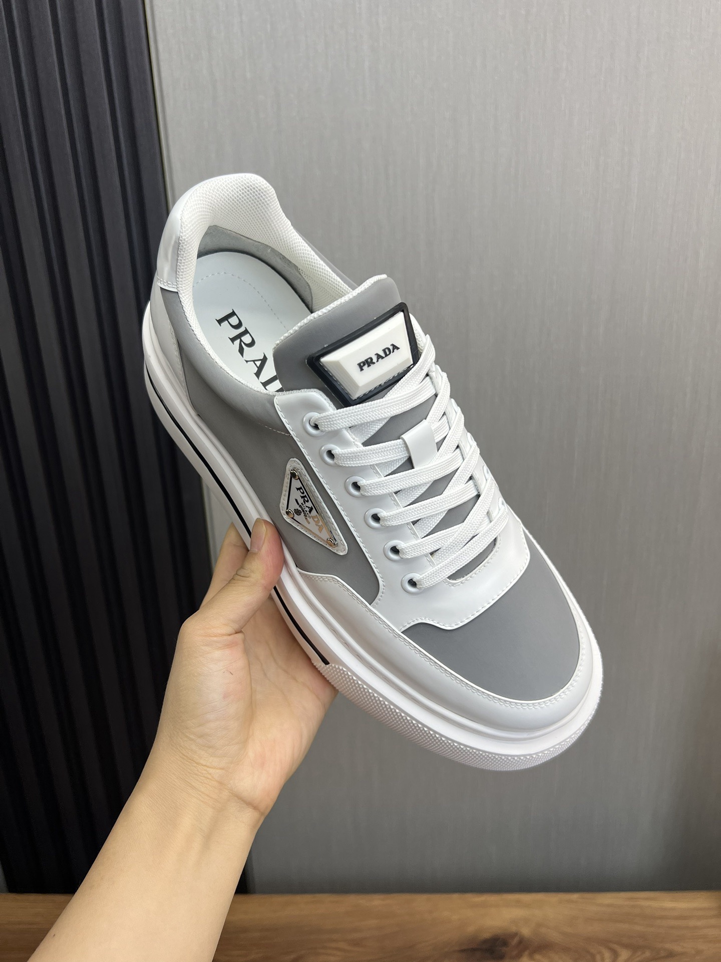 Women Men Top Quality P*rada shoes