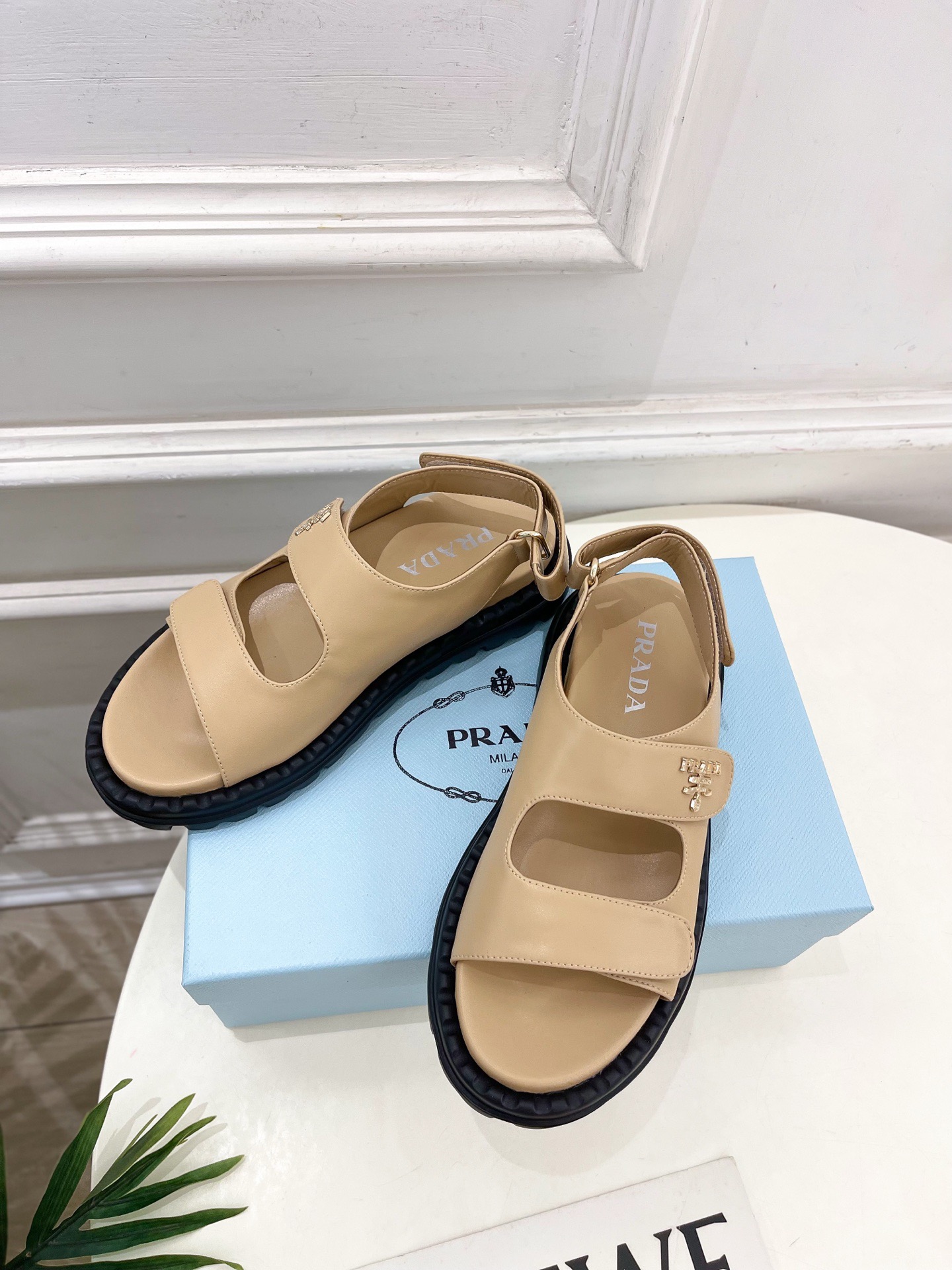 Women Men Top Quality P*rada shoes