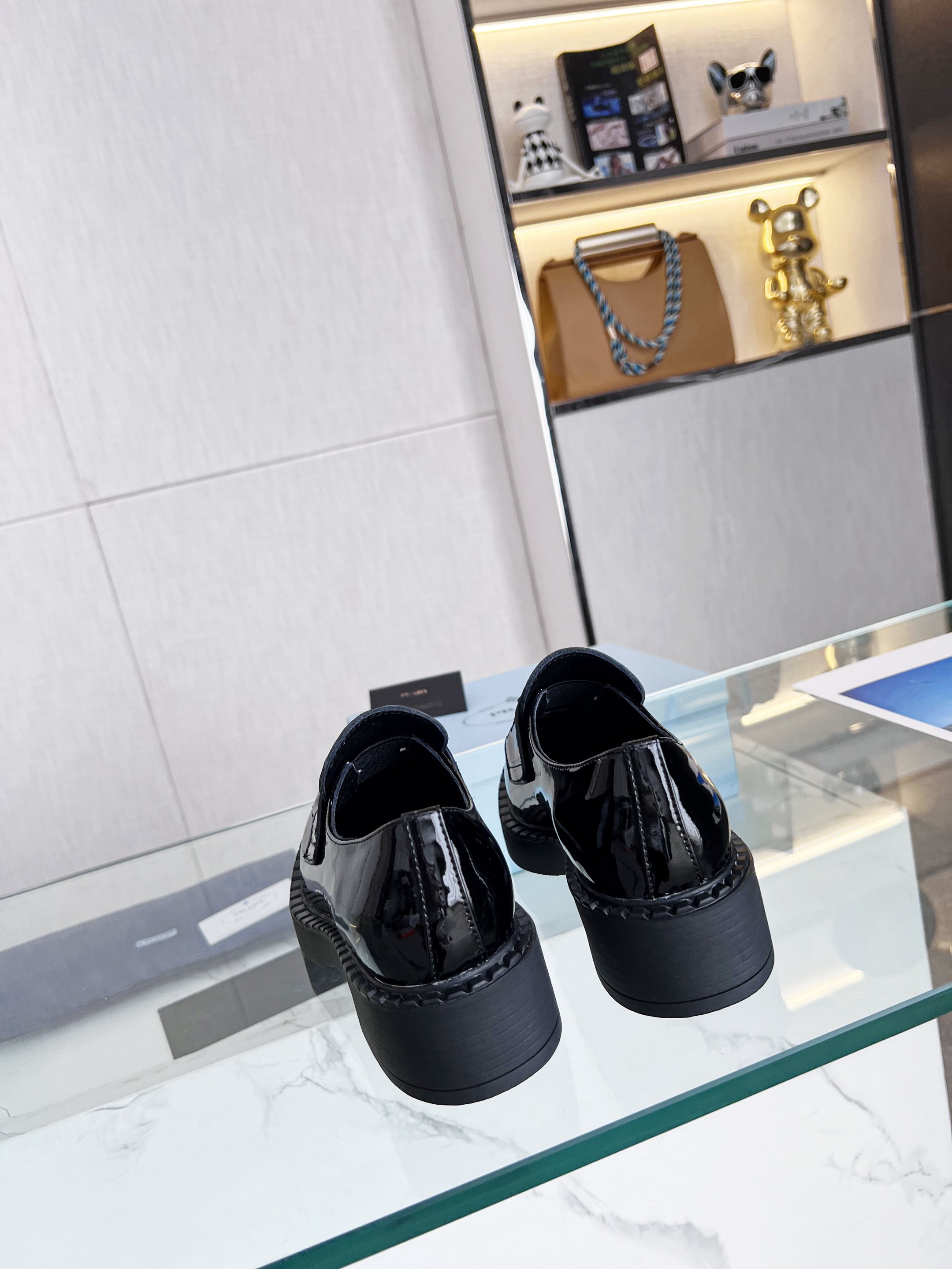 Women Men Top Quality P*rada shoes