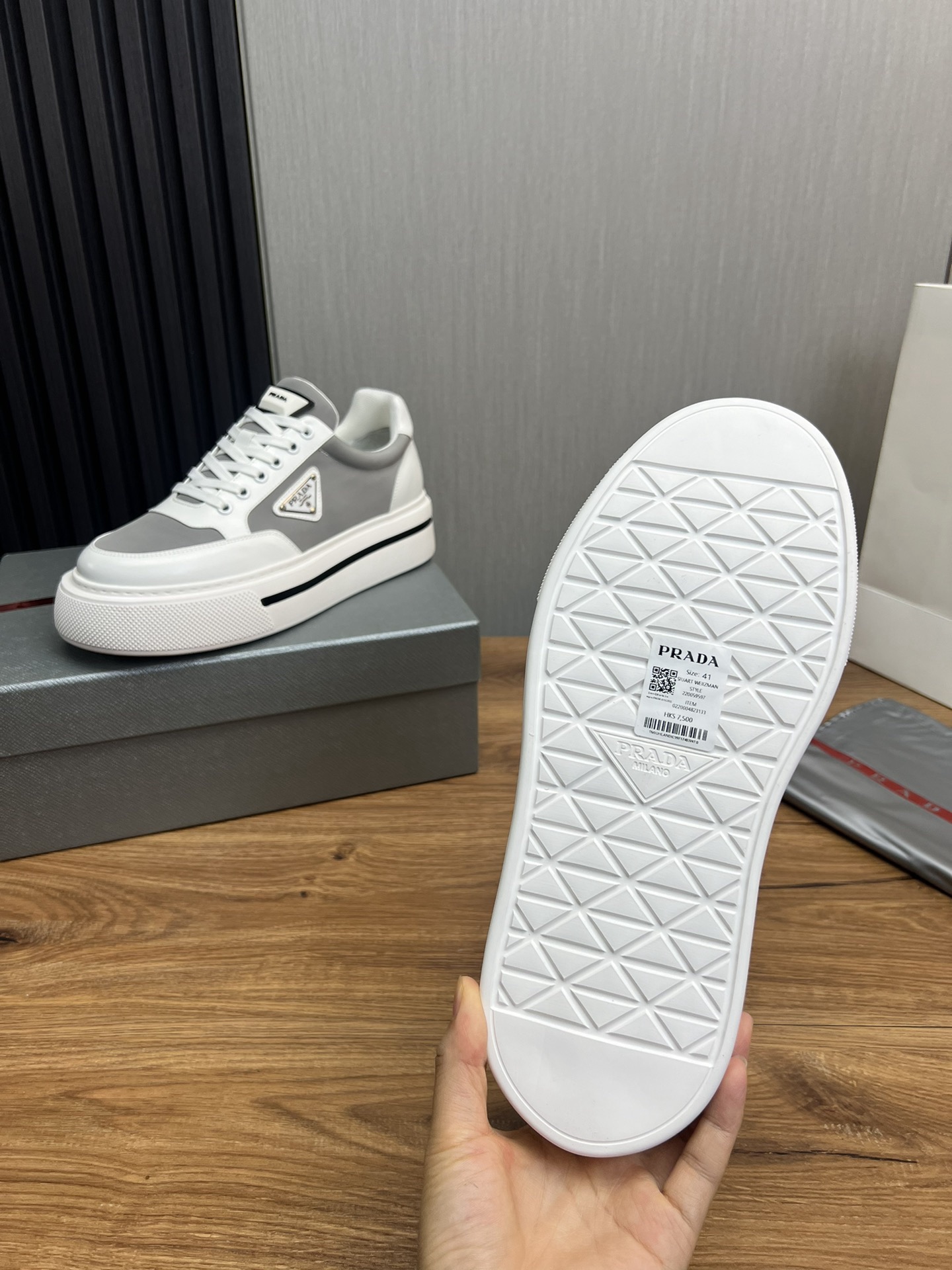 Women Men Top Quality P*rada shoes