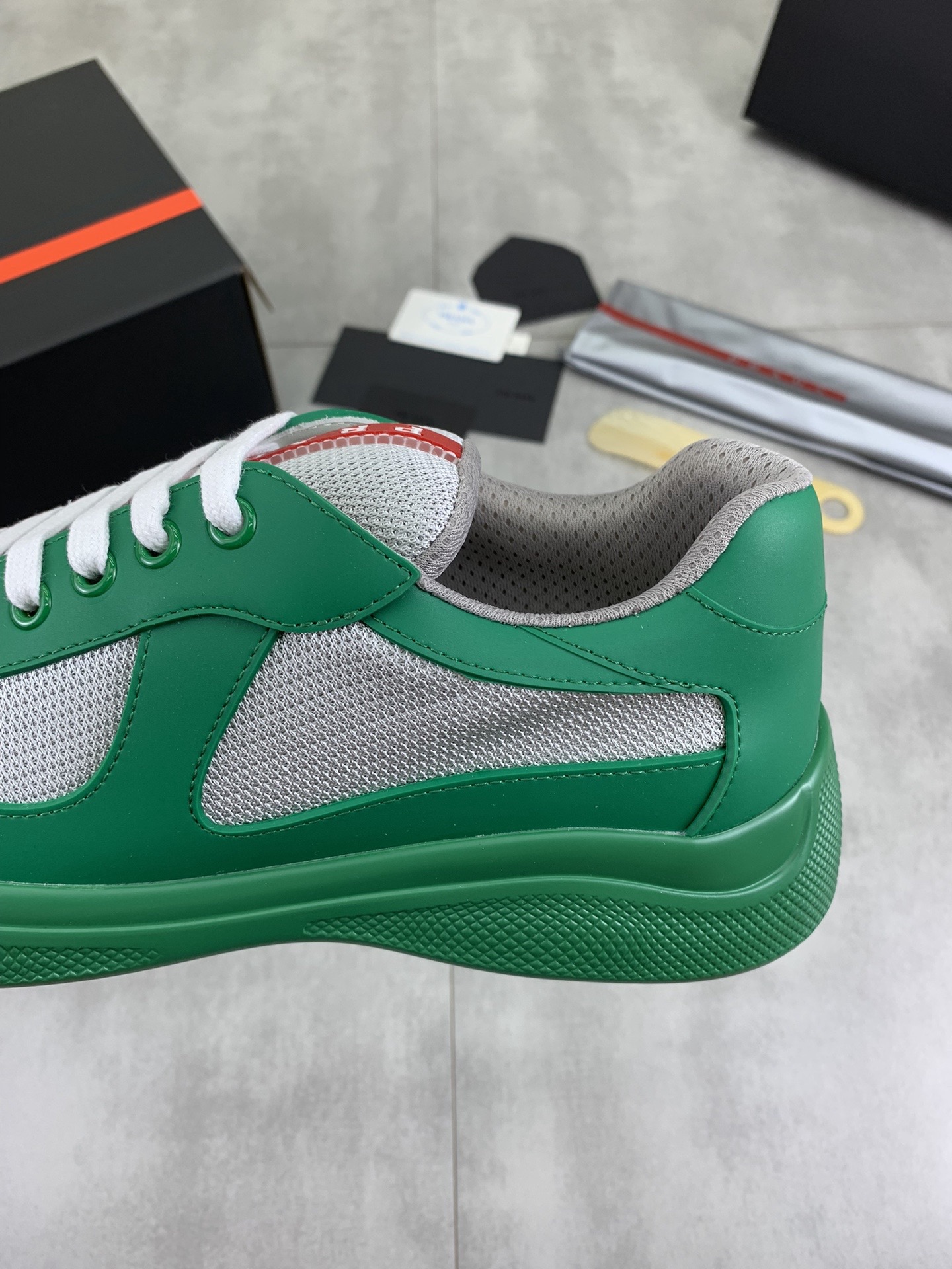 Women Men Top Quality P*rada shoes