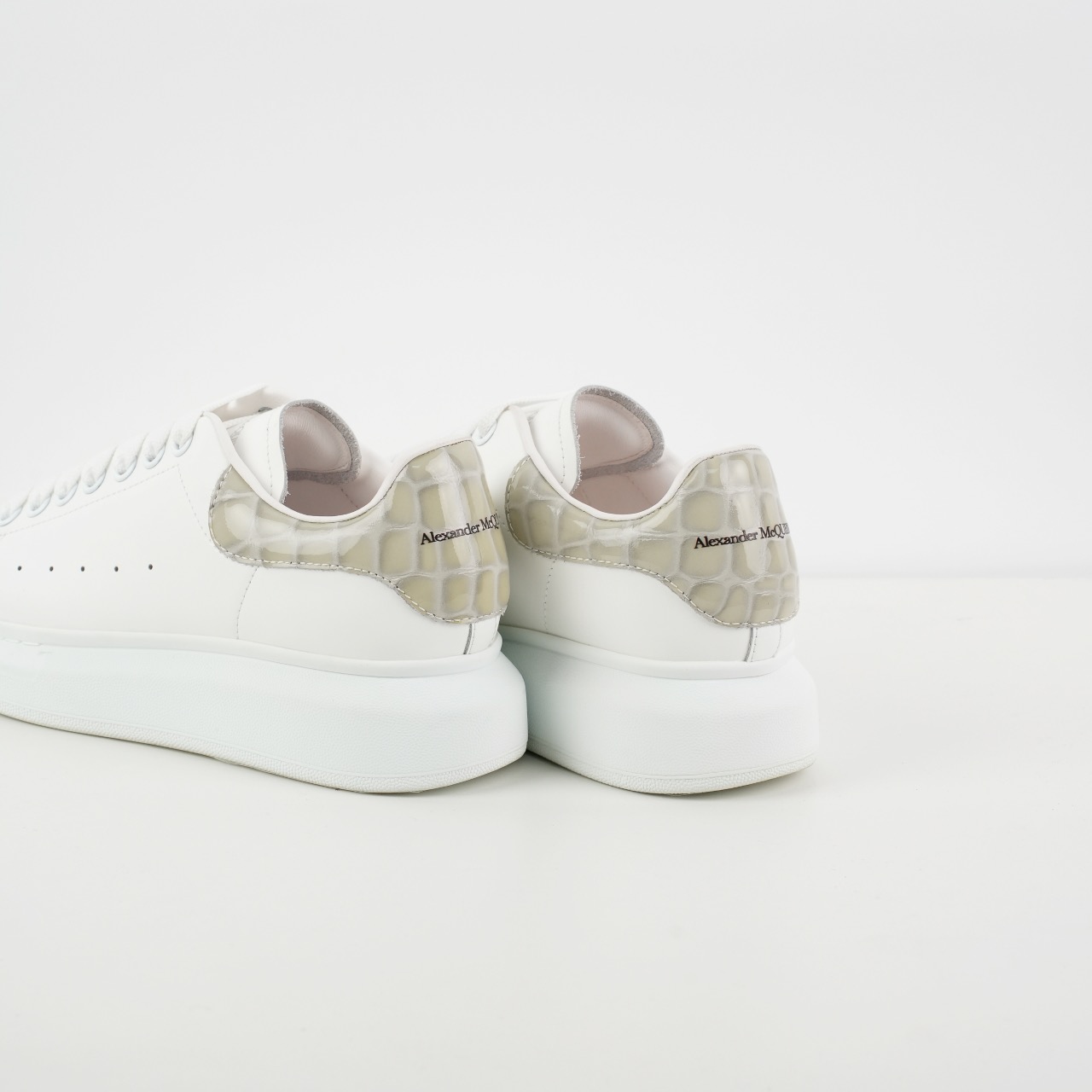 Men Women size 35-45 A*lexander M*cqueen Sneaker Top Quality 1:1