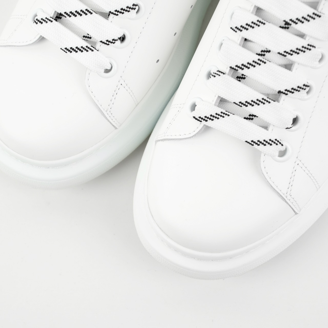 Men Women size 35-45 A*lexander M*cqueen Sneaker Top Quality 1:1