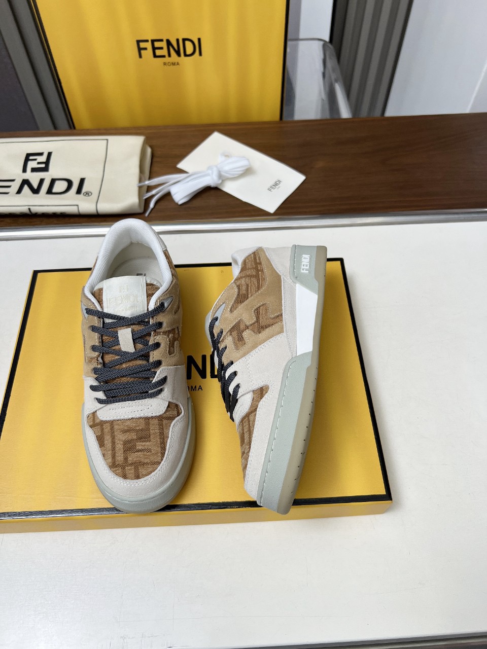Men Women F*endi Top Sneakers size 35-46