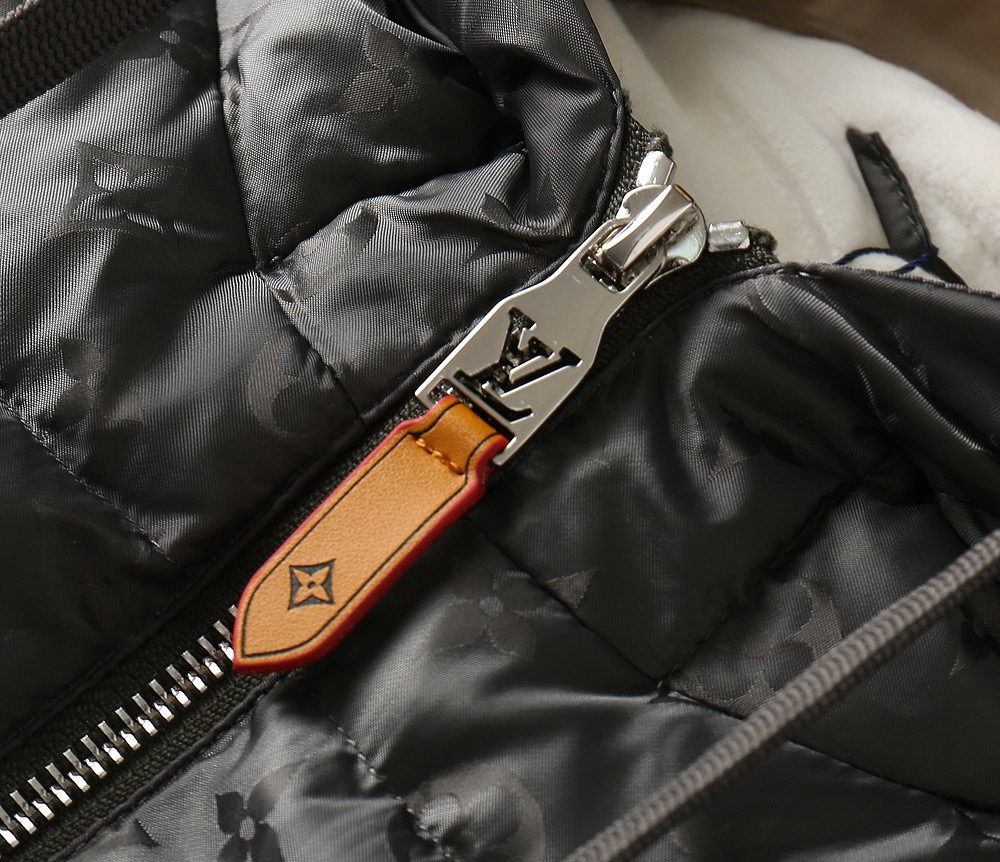 L*V Louis Vuitt*on Top Quality 1:1 Jacket