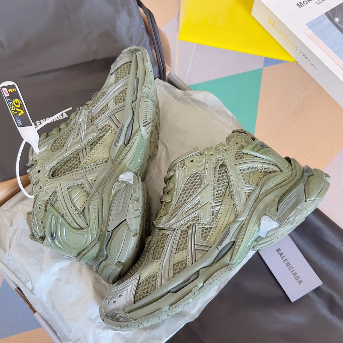 WOMEN SIZE 35-39 Men SIZE 39-45 B*alenciaga Sneaker Top quality 1:1