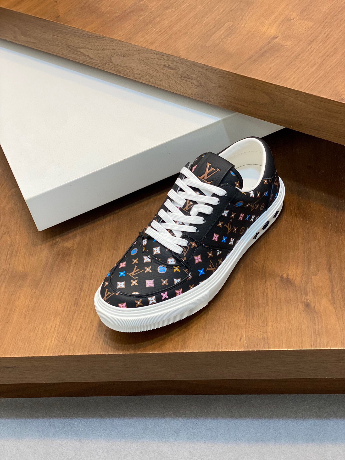 Men L*ouis V*uitton Top Sneaker L*V Shoes